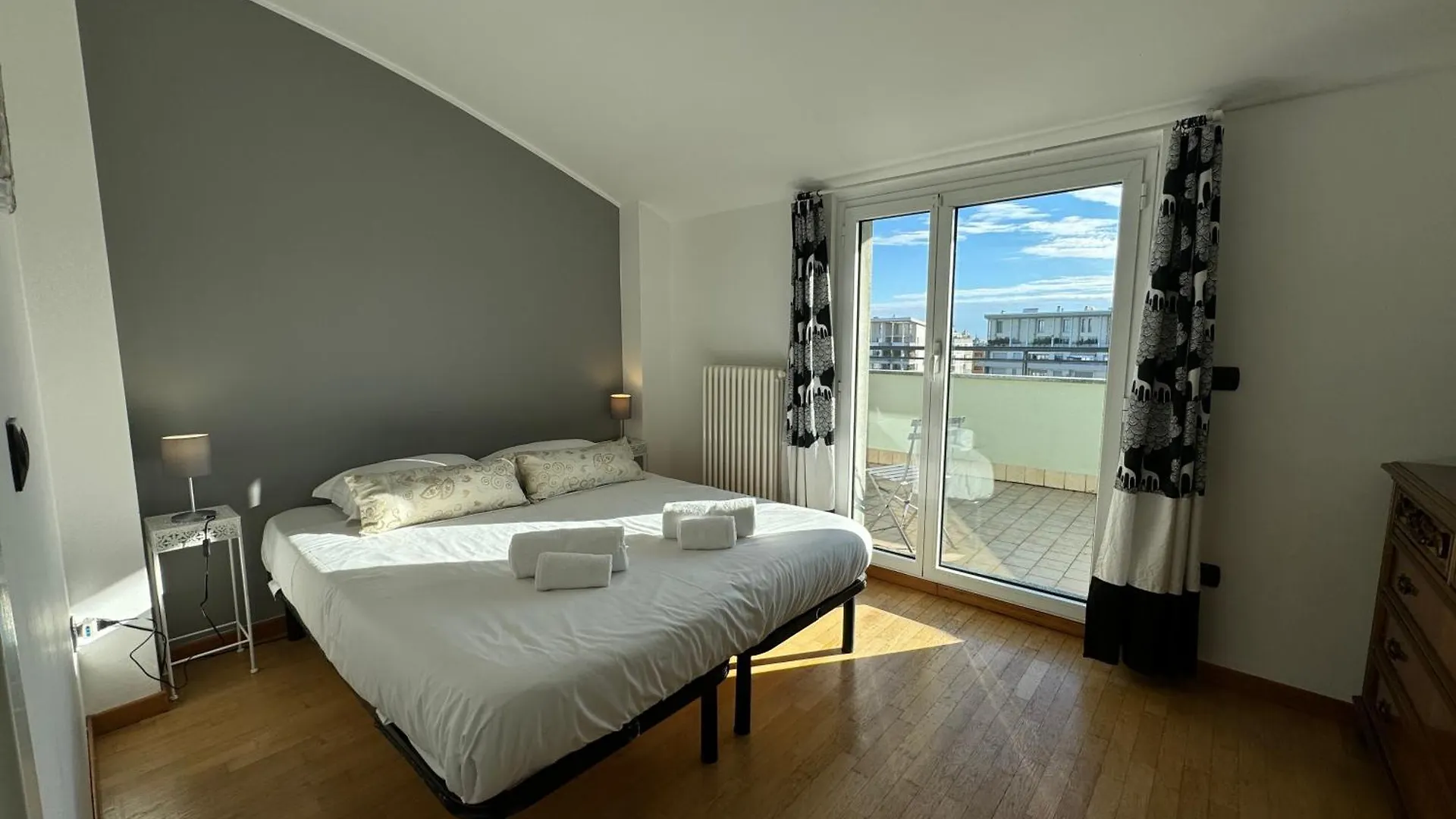 Milano - Attico Con Doppia Terrazza Apartment